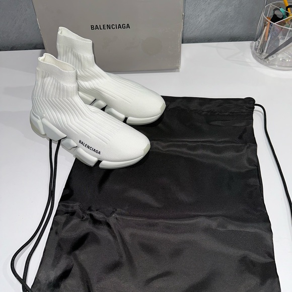 Balenciaga White Speed Trainers - Picture 1 of 5